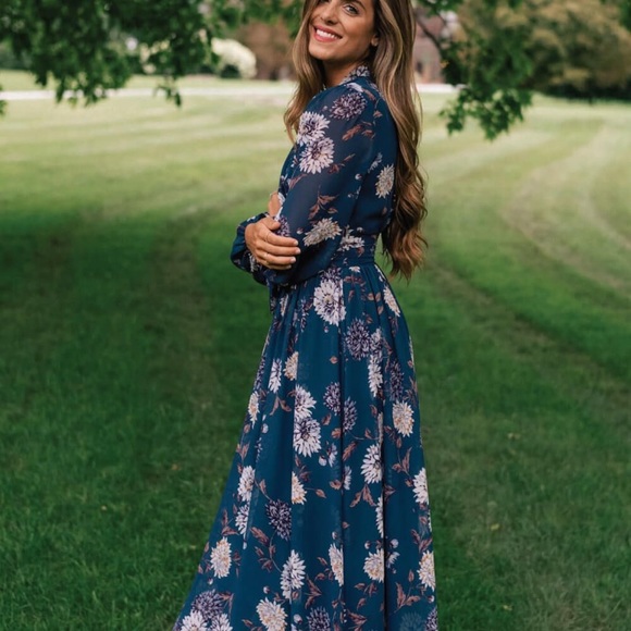 Gal Meets Glam Dresses & Skirts - Gal meets Glam maxi dress